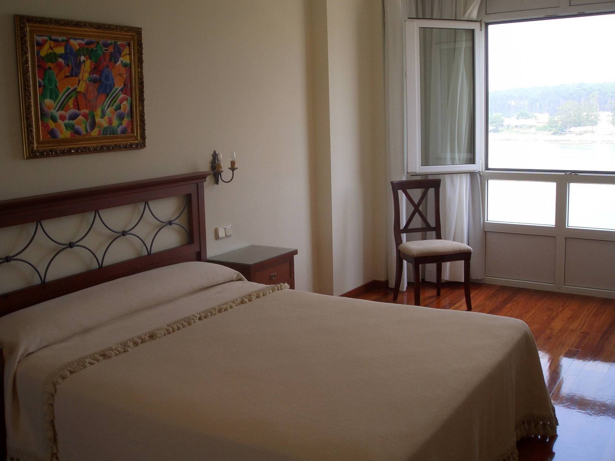 Apartamentos Maritimo Suites-Solo Adultos 오그로브 객실 사진